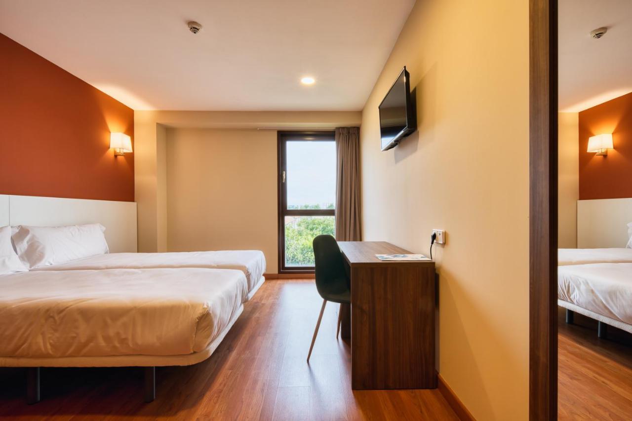 Checkin Madrid Mostoles Ngoại thất bức ảnh
